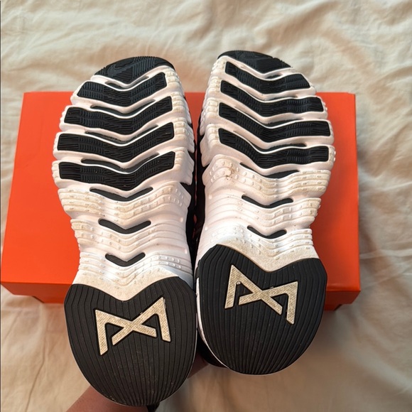 Nike Metcon 5 - Picture 3 of 3